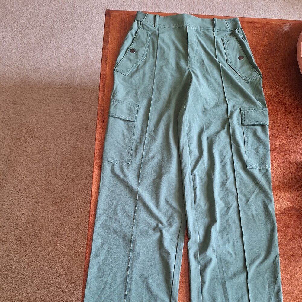 Athleta Vienna Cargo pants Size 2 - Picture 4 of 4